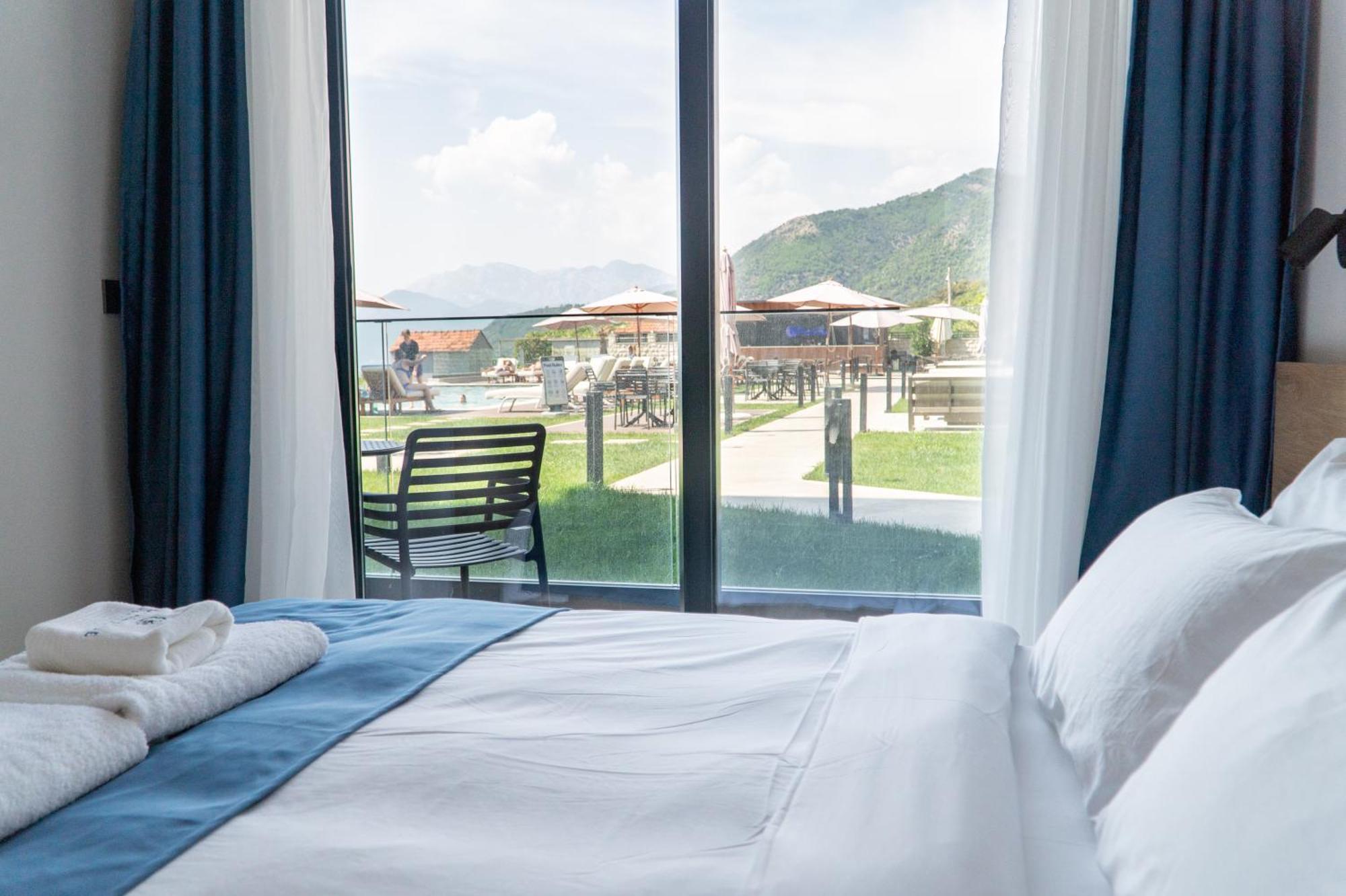 Royal Blue Resort & Residences Kavač Eksteriør bilde
