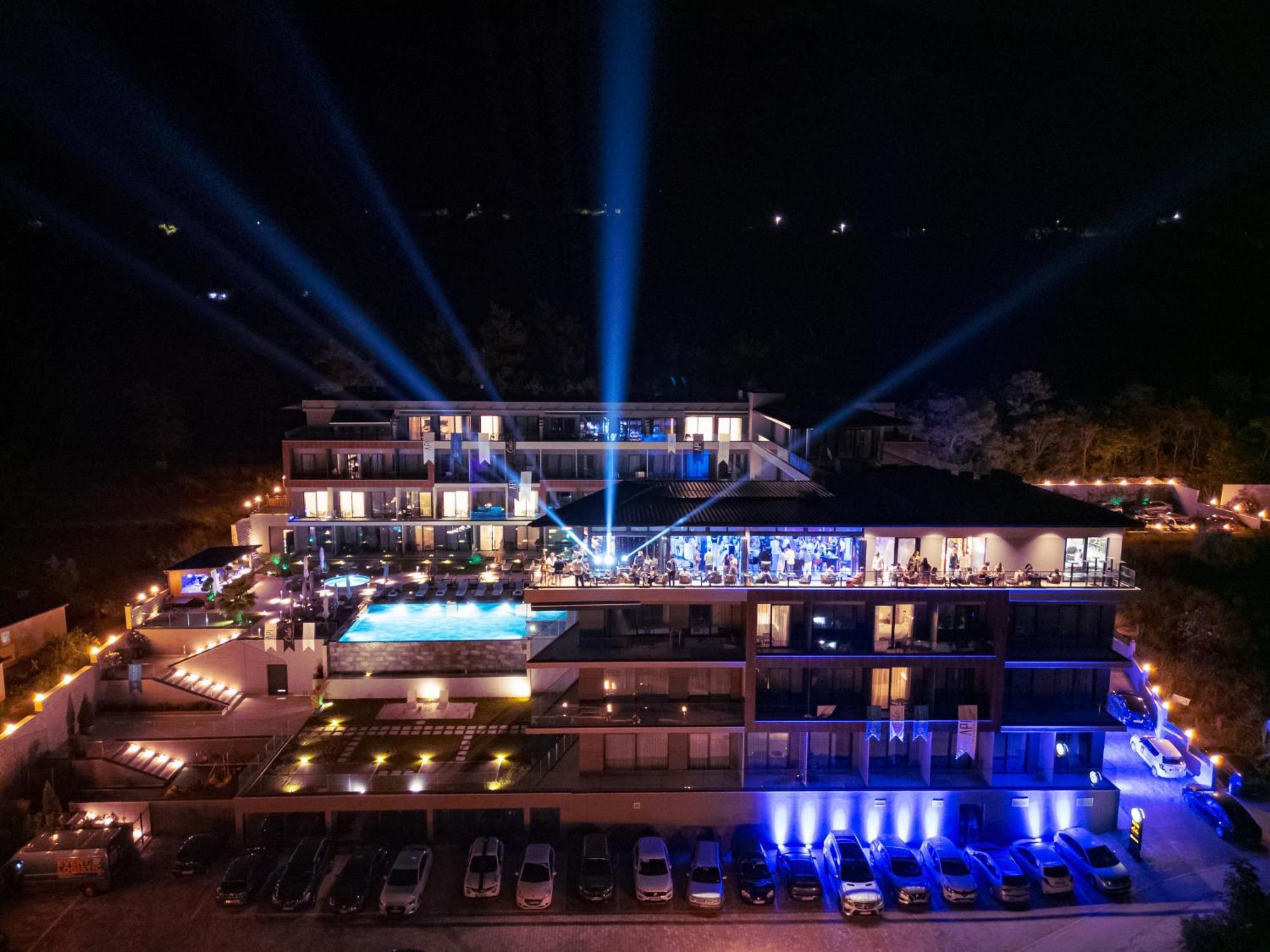 Royal Blue Resort & Residences Kavač Eksteriør bilde